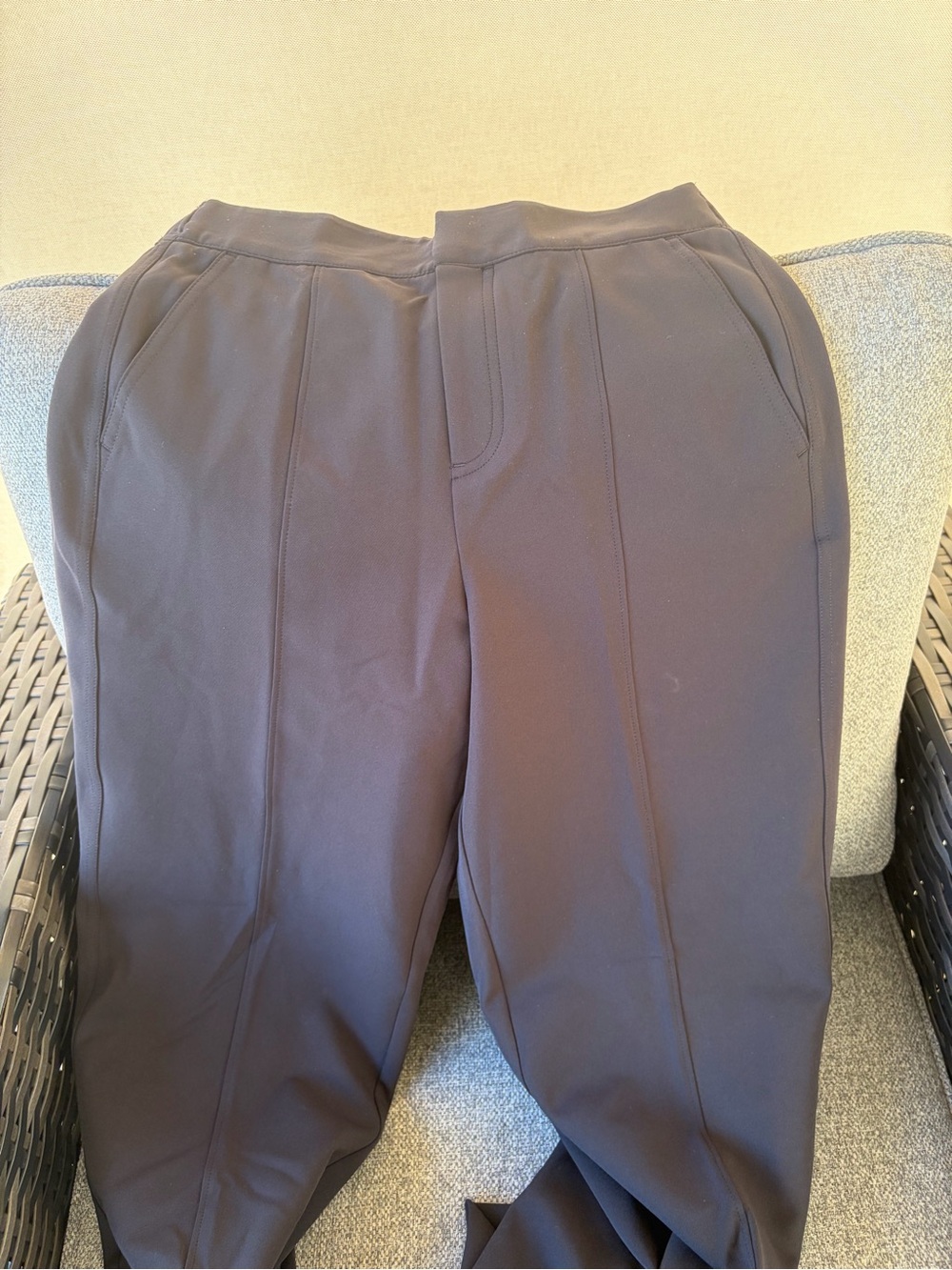 CALIA by Carrie Underwood Women's blk Tapered Stretch Pants